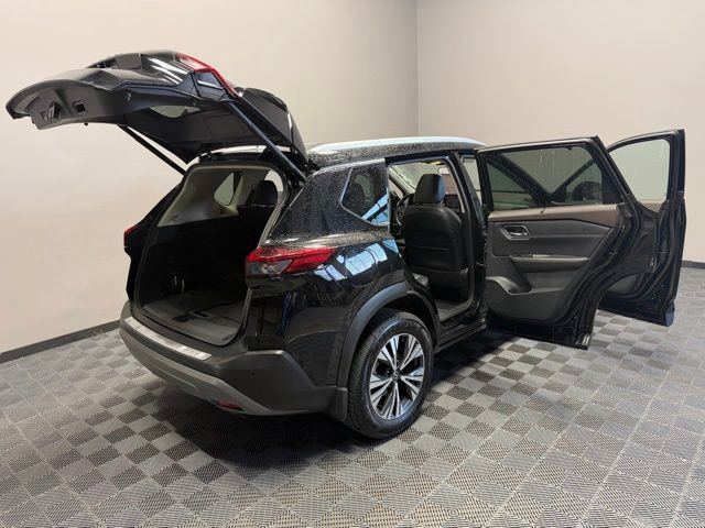 Used 2021 Nissan Rogue SV w/ Premium Package AWD/4WD image 26