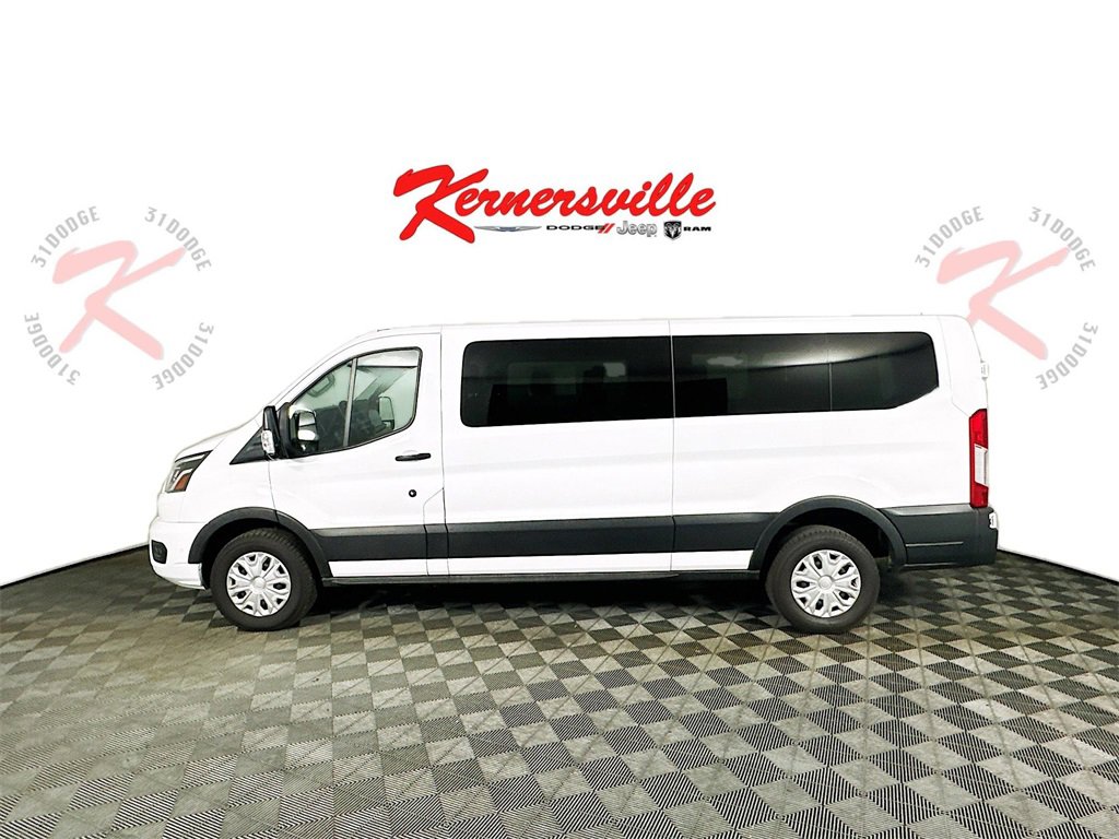 Used 2023 Ford Transit 350 XLT image 4