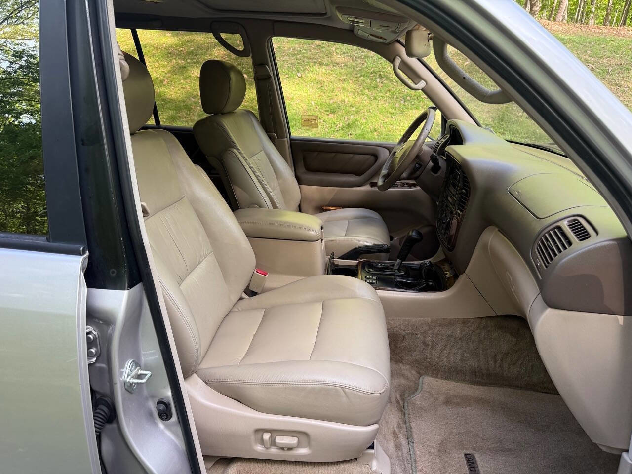 Used 2001 Toyota Land Cruiser AWD/4WD image 24