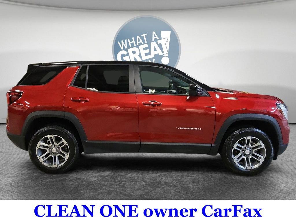 Certified 2025 GMC Terrain Elevation w/ Technology Package II image 2