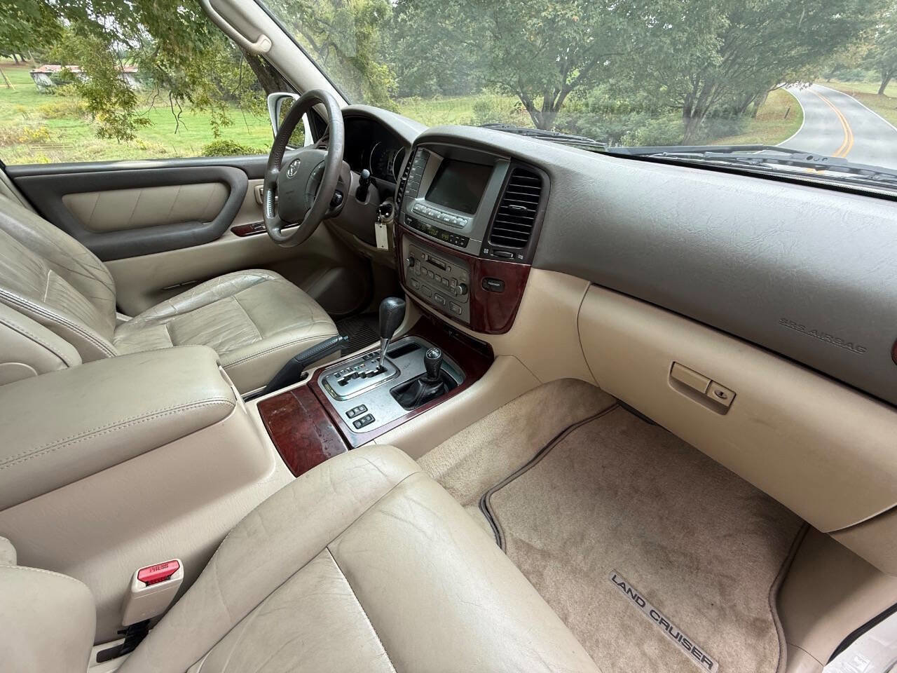 Used 2004 Toyota Land Cruiser image 68