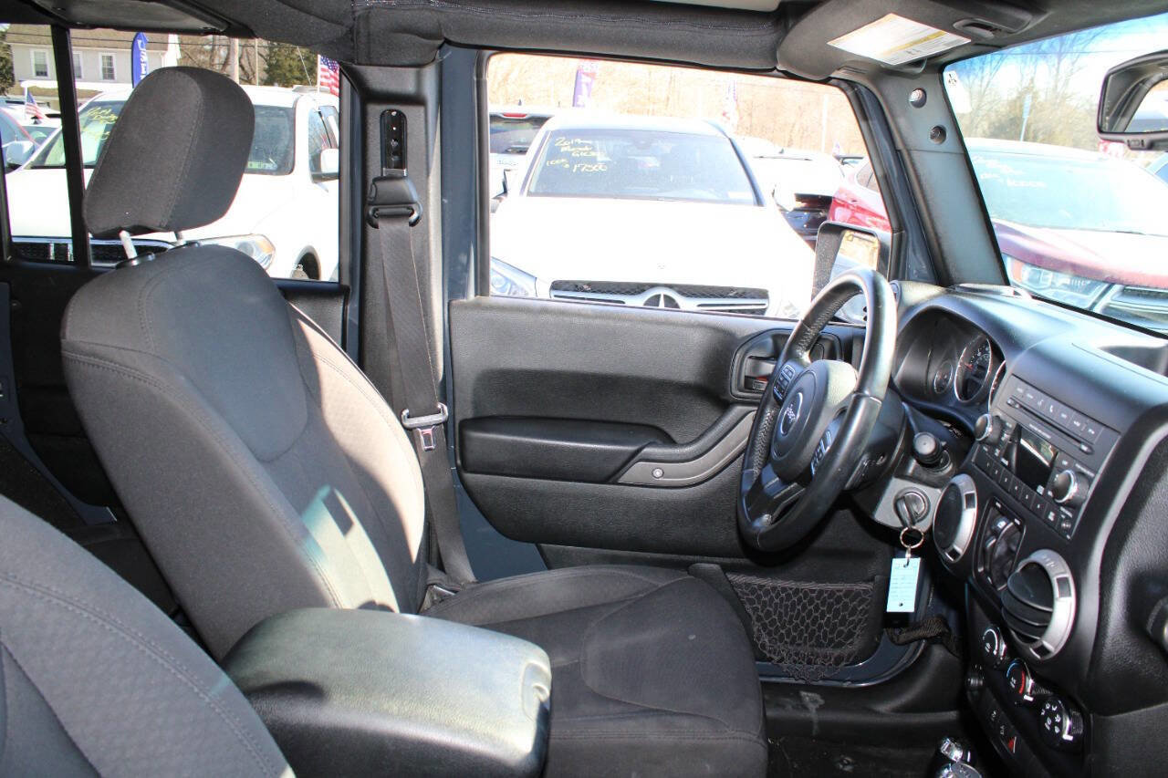 Used 2017 Jeep Wrangler Unlimited Sport w/ Quick Order Package 24S image 11