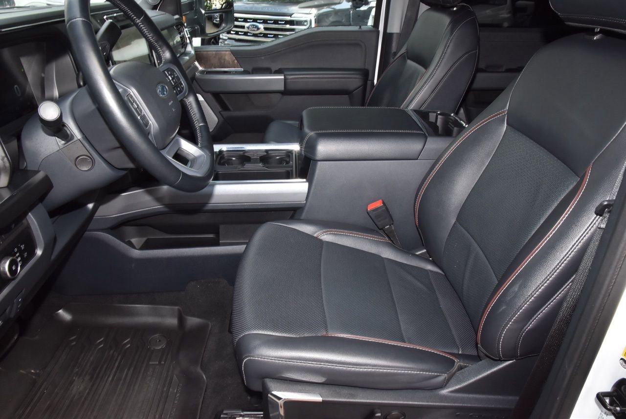 Used 2023 Ford F250 Lariat w/ Lariat Ultimate Package AWD/4WD image 13