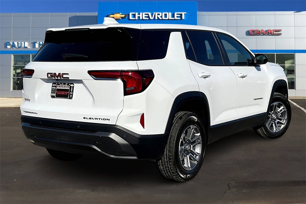 New 2026 GMC Terrain Elevation image 18