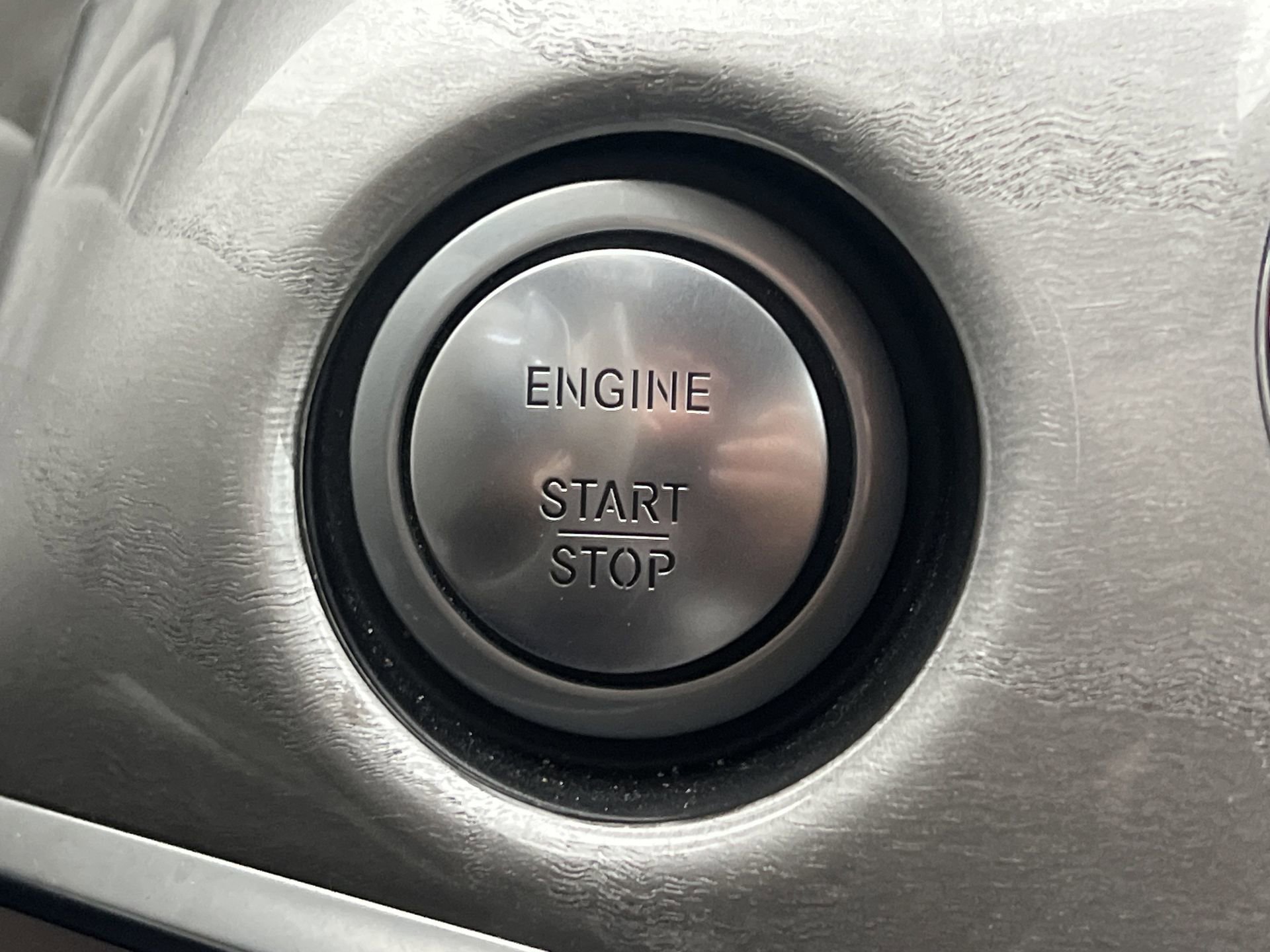 Used 2015 Mercedes-Benz S 550 Sedan image 8