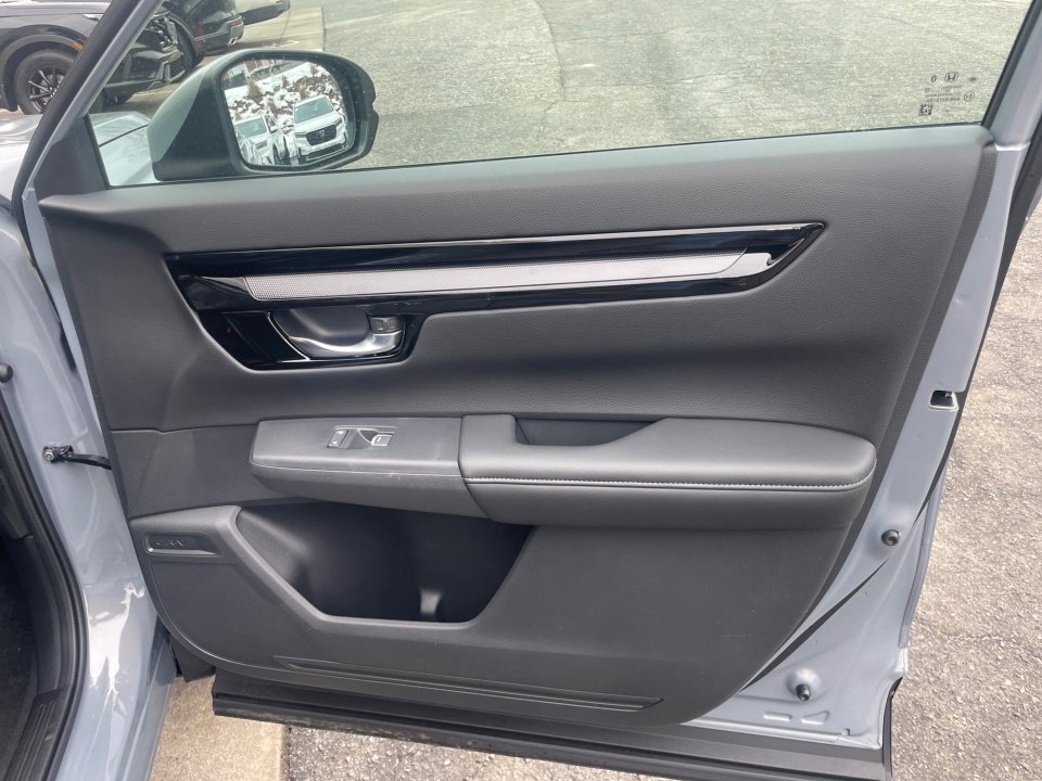 Used 2026 Honda CR-V EX-L image 31