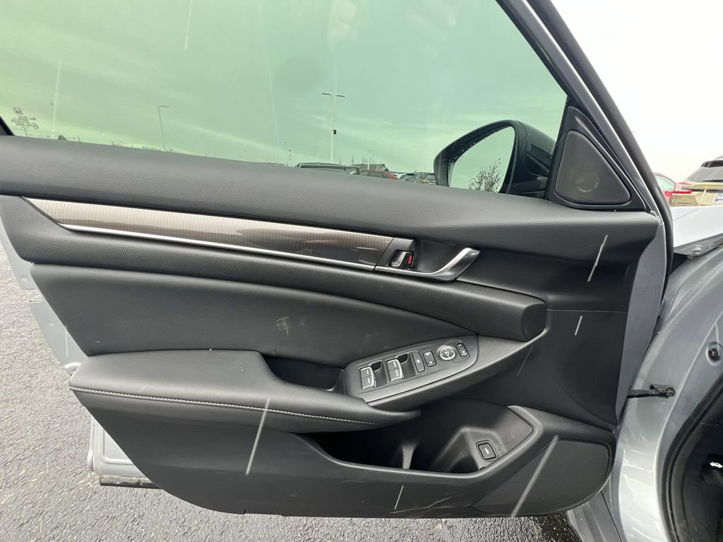 Used 2022 Honda Accord Sport image 22