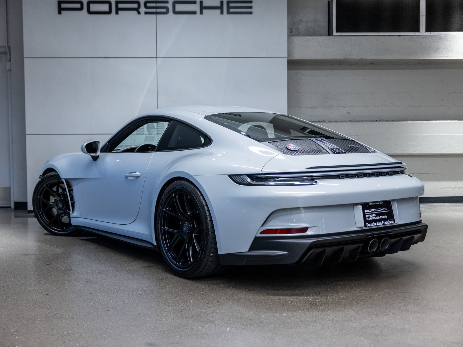 Certified 2024 Porsche 911 GT3 RS RWD image 3