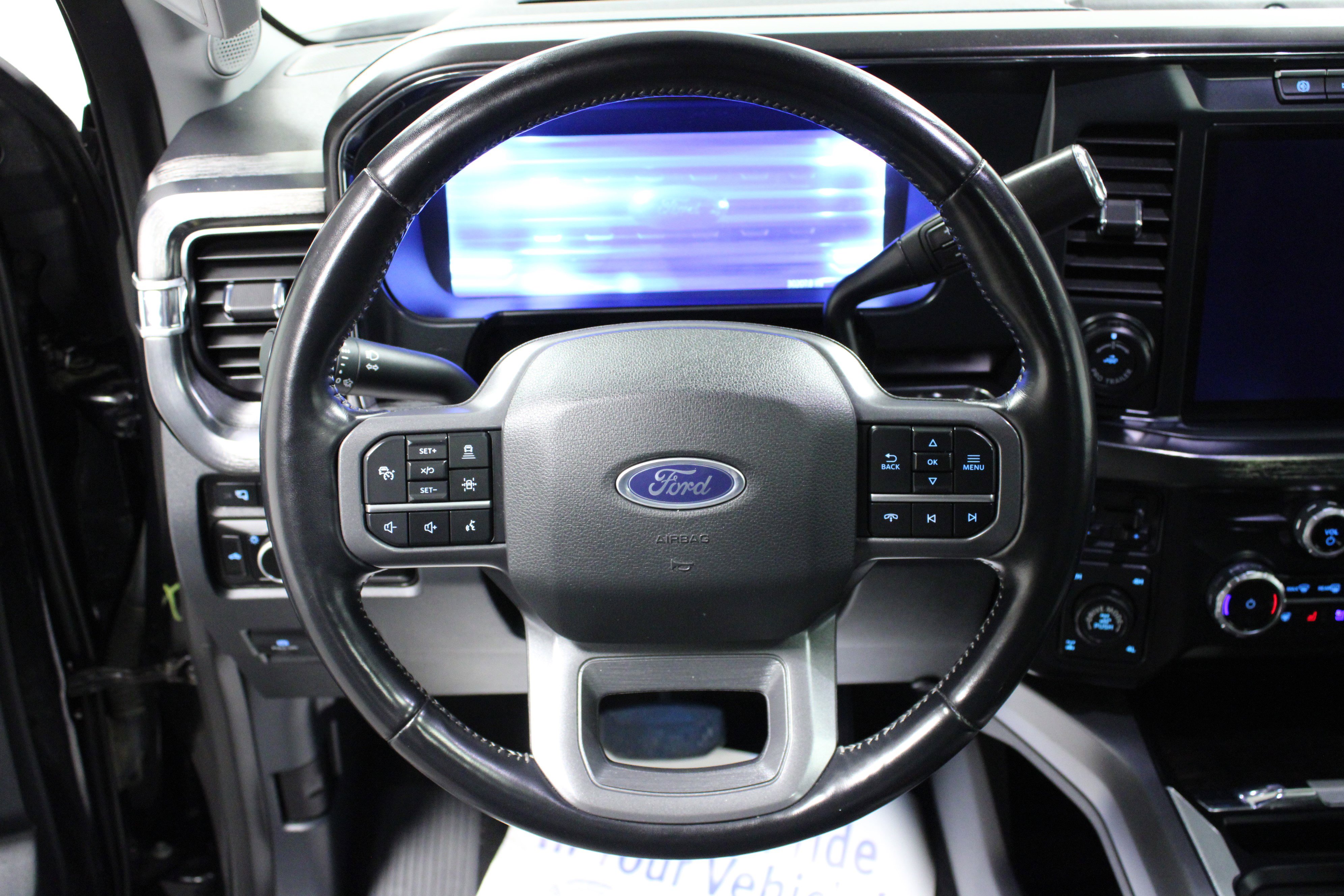 Used 2023 Ford F250 Lariat w/ Lariat Ultimate Package image 17