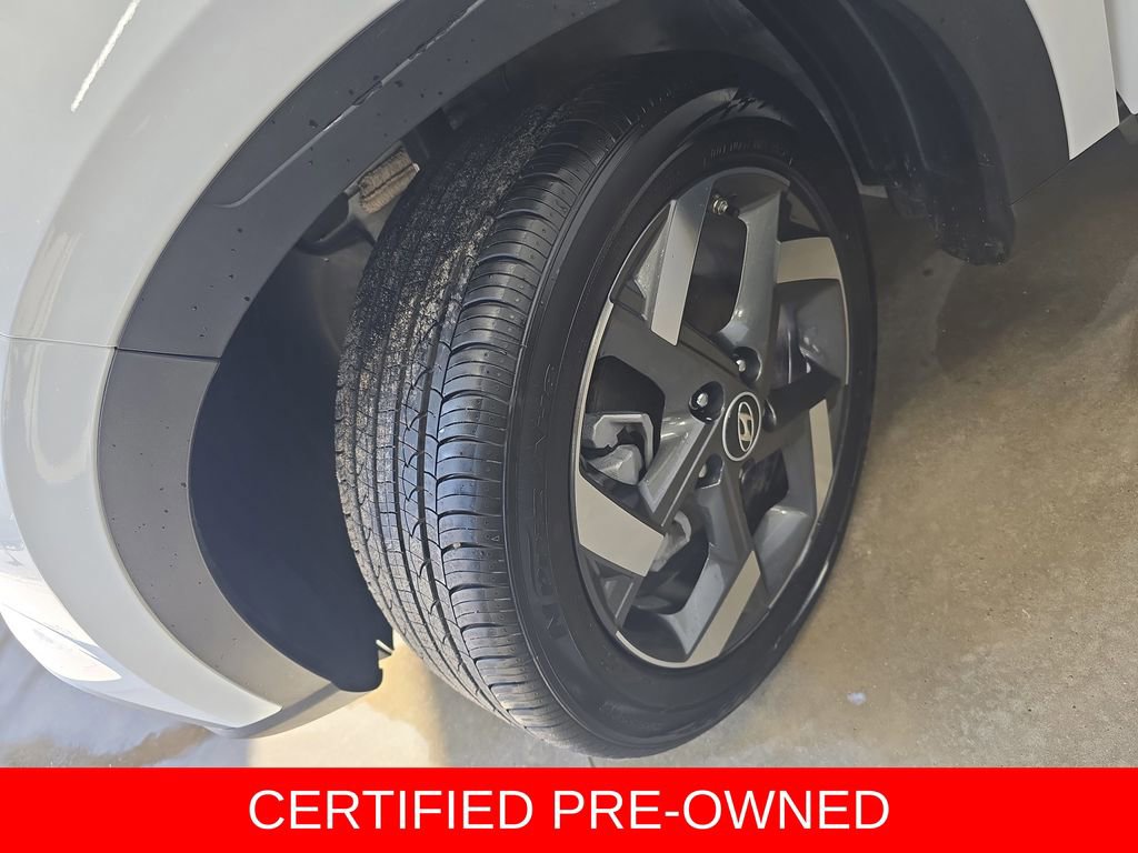 Certified 2026 Hyundai Venue SEL FWD image 33