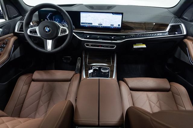 New 2026 BMW X5 xDrive40i w/ M Sport Package AWD/4WD image 23