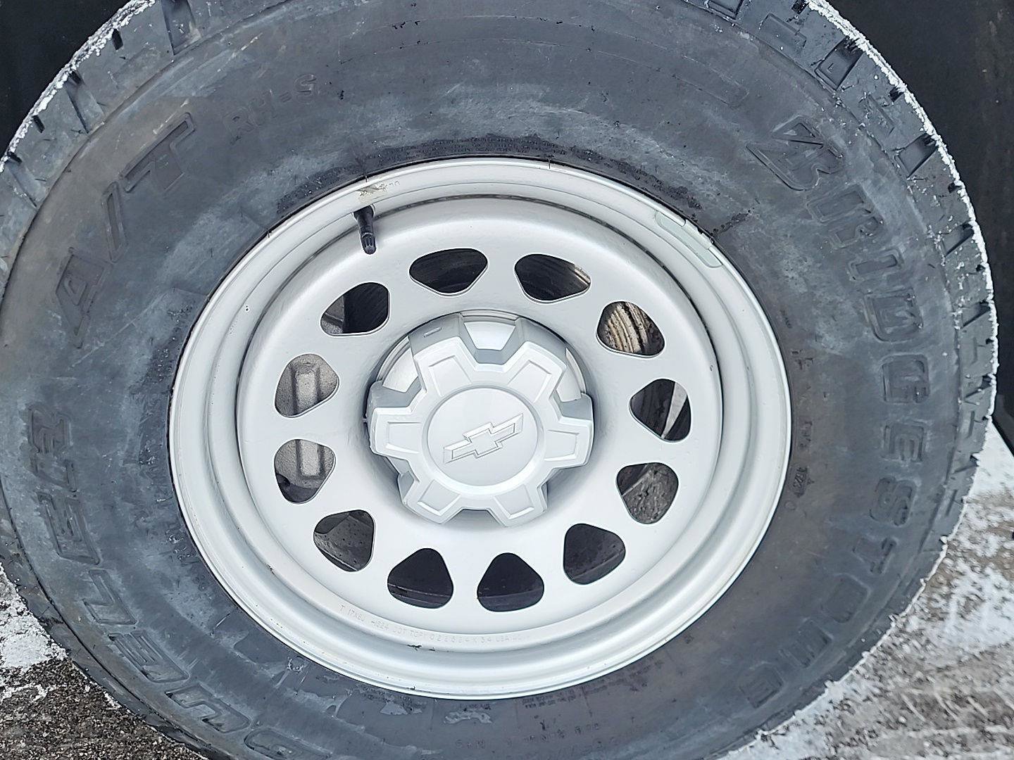 Used 2024 Chevrolet Silverado 1500 W/T w/ Z71 Off-Road Package image 14