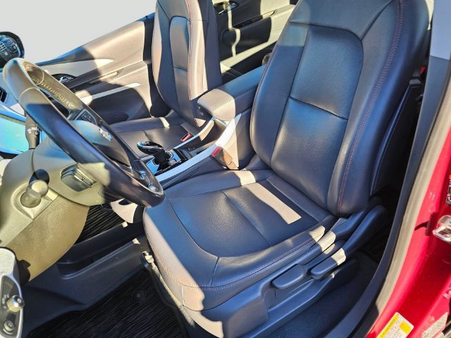 Used 2018 Chevrolet Bolt Premier w/ Driver Confidence II Package FWD image 25