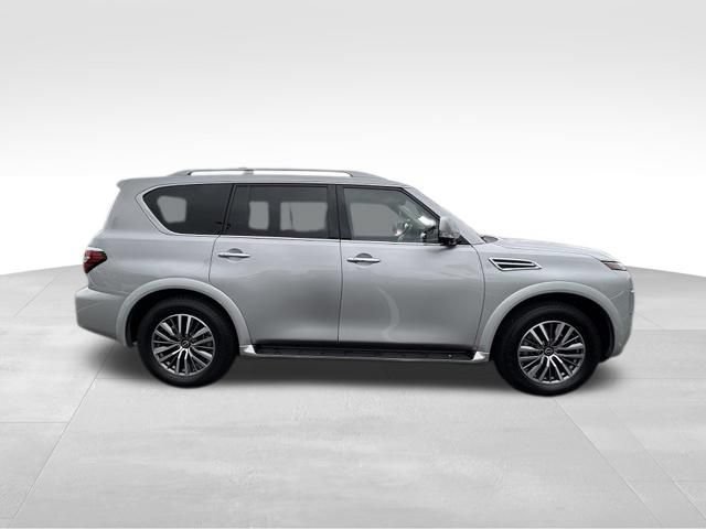 Used 2024 Nissan Armada SL w/ Captain's Chairs Package AWD/4WD image 9