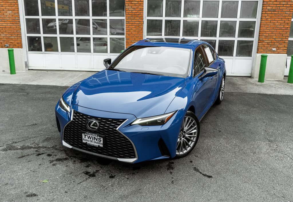 Used 2024 Lexus IS 300 AWD w/ Premium Package image 2