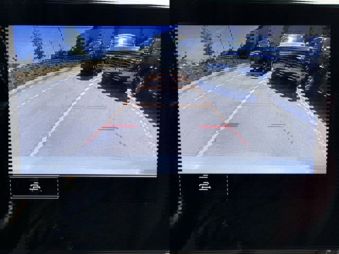 Used 2021 Chevrolet Corvette Stingray Coupe w/ 1LT image 19