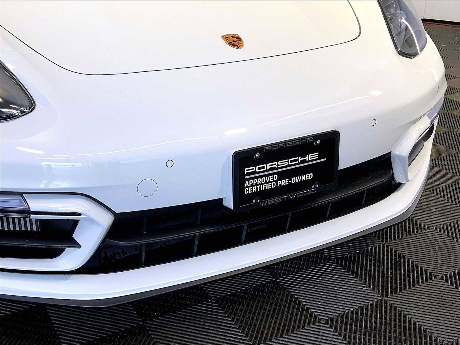 Certified 2023 Porsche Panamera GTS AWD/4WD image 34