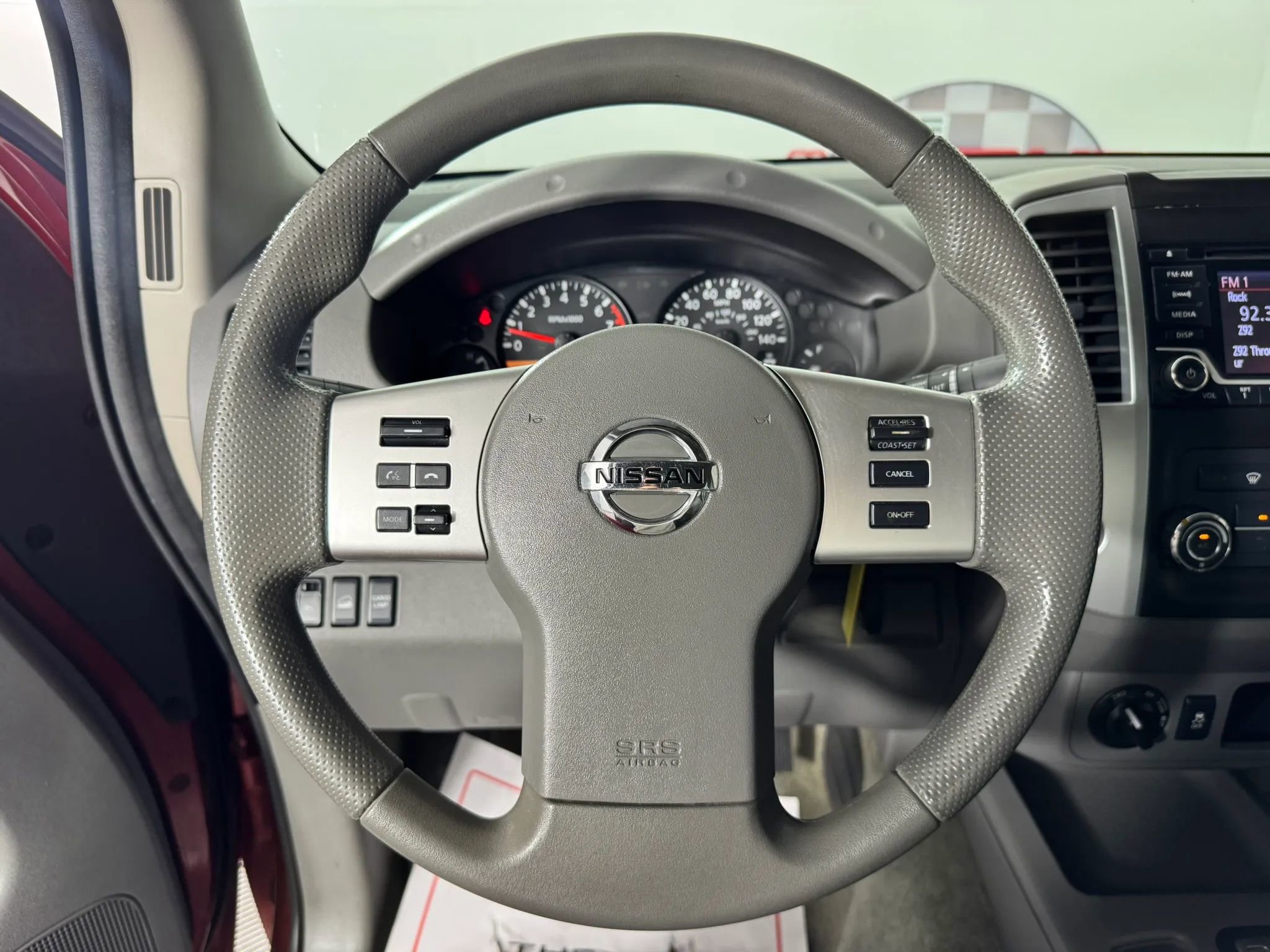 Used 2018 Nissan Frontier SV image 13
