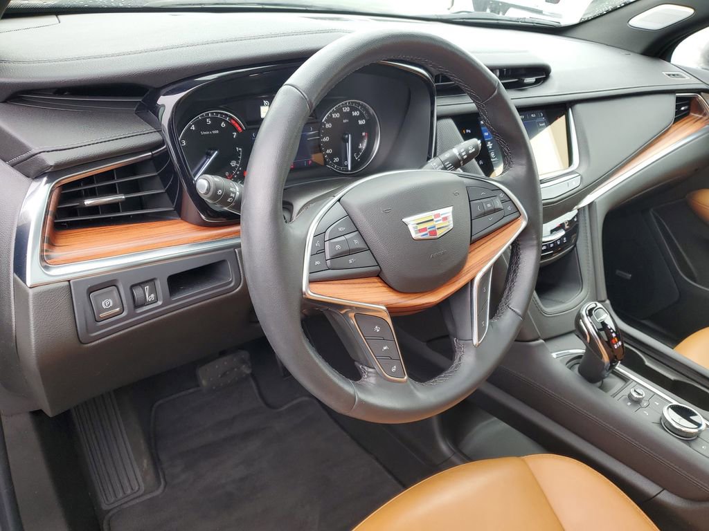 Certified 2023 Cadillac XT5 Premium Luxury image 8