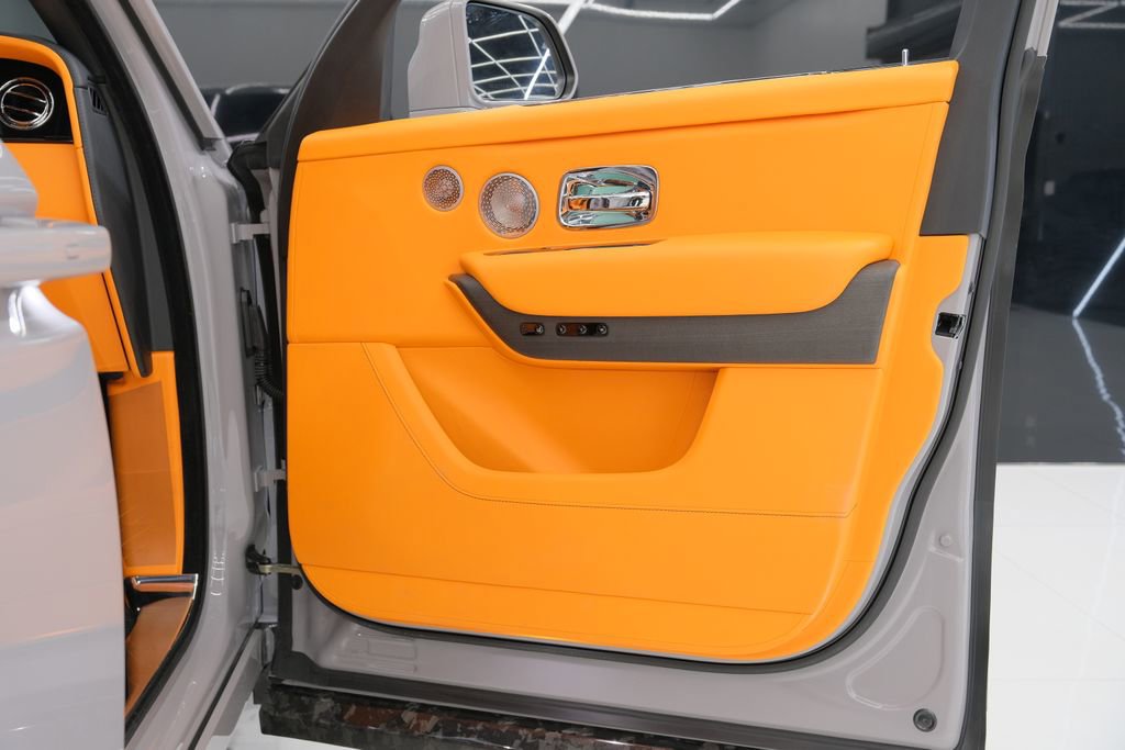 Used 2026 Rolls-Royce Cullinan image 61