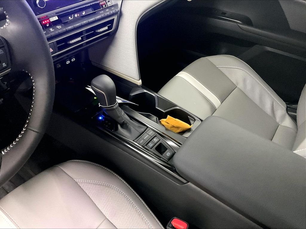 New 2026 Toyota Camry SE FWD image 13