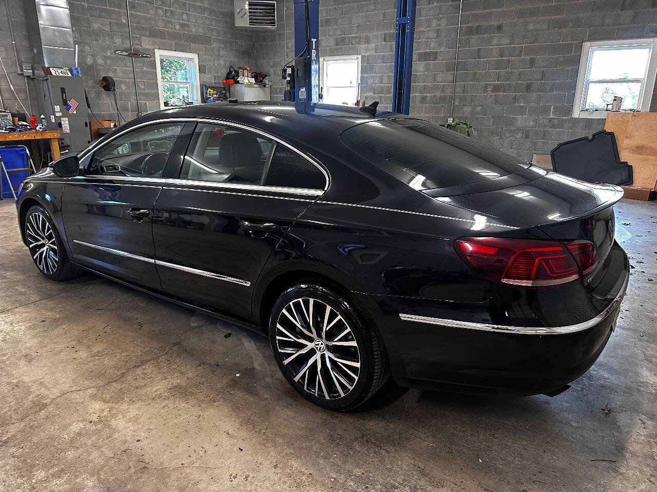 Used 2014 Volkswagen CC Executive image 4