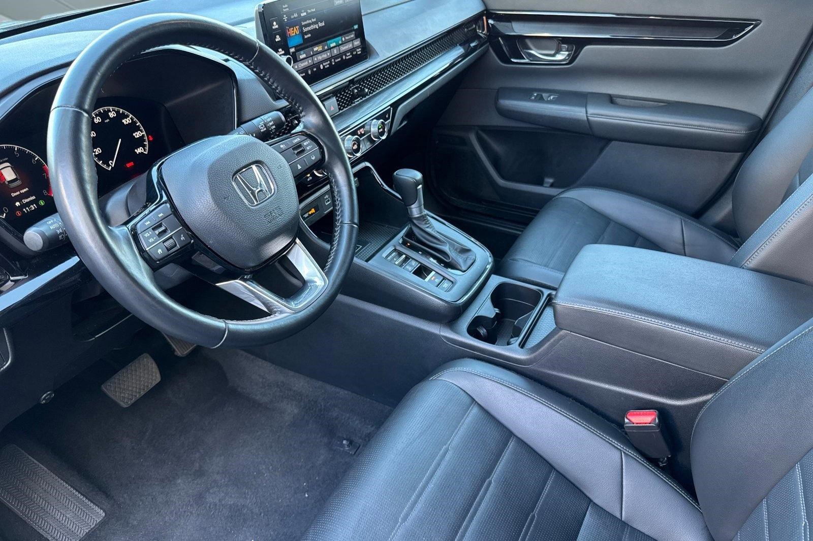 Used 2025 Honda CR-V EX-L image 4