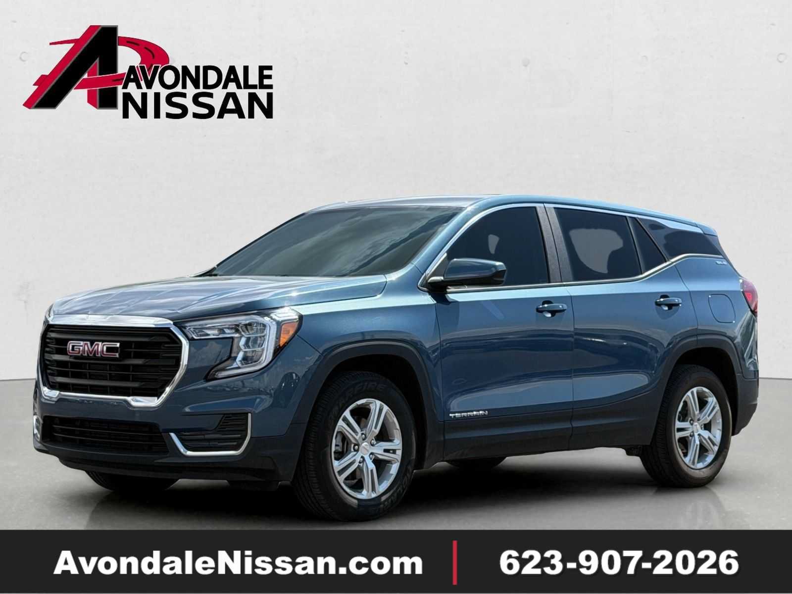 Used 2024 GMC Terrain SLE AWD/4WD image 1