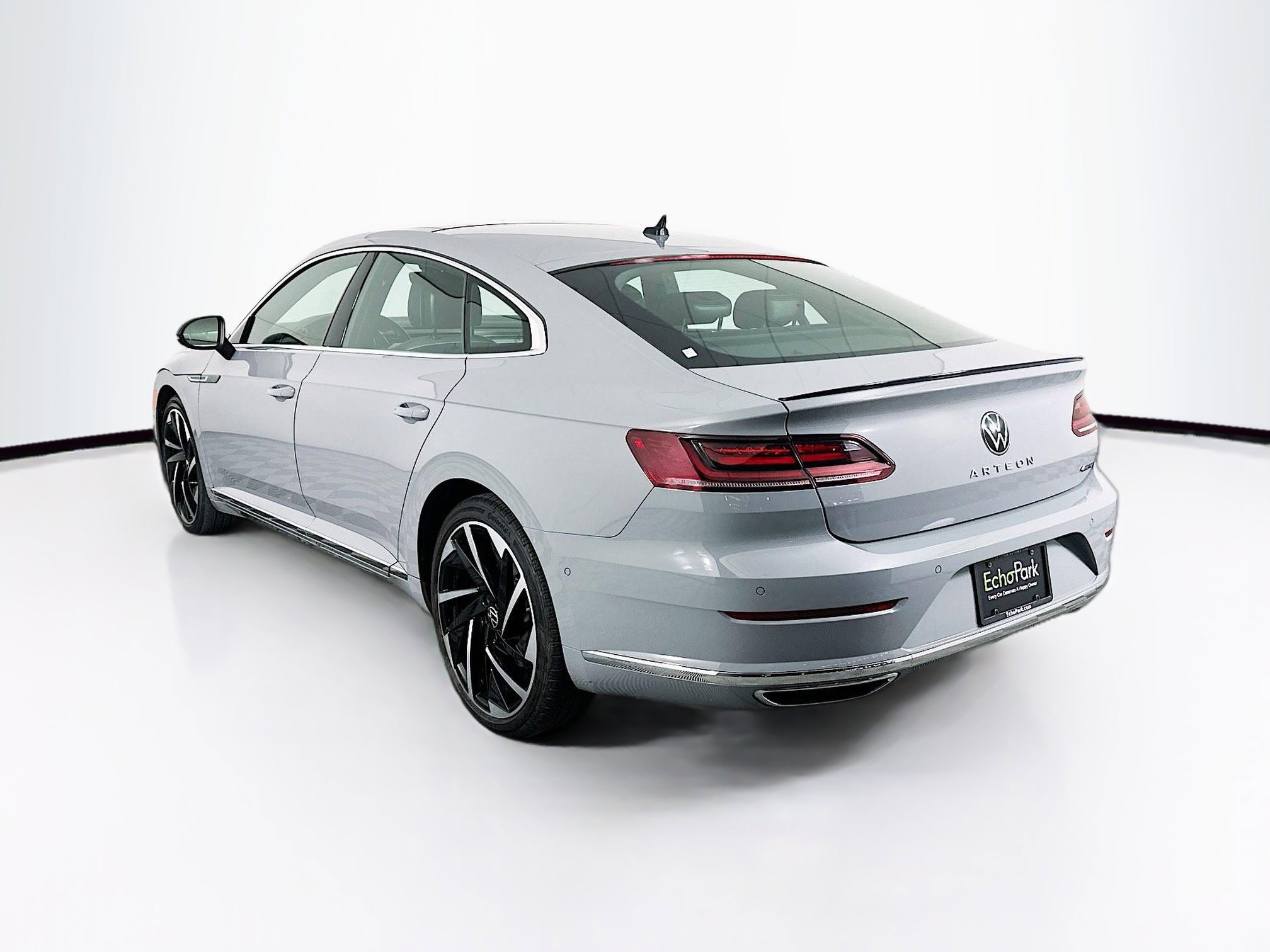 Used 2023 Volkswagen Arteon SEL Premium image 5