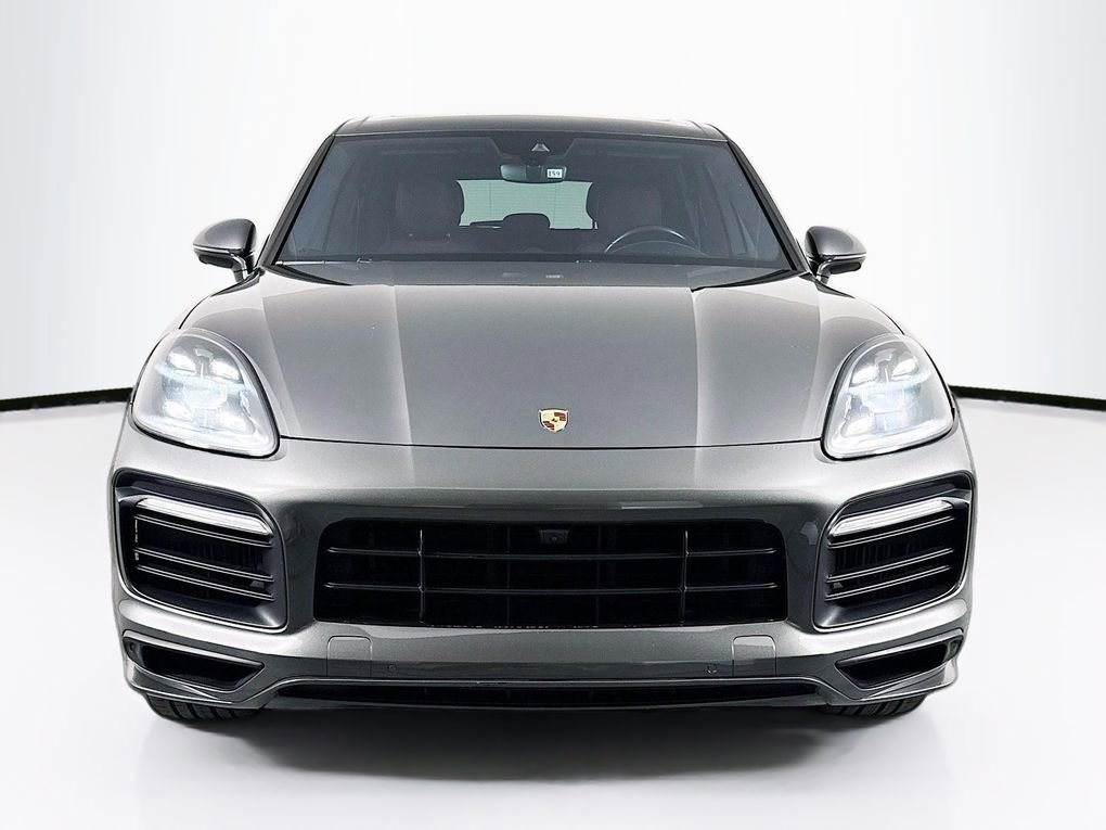 Used 2021 Porsche Cayenne GTS image 2