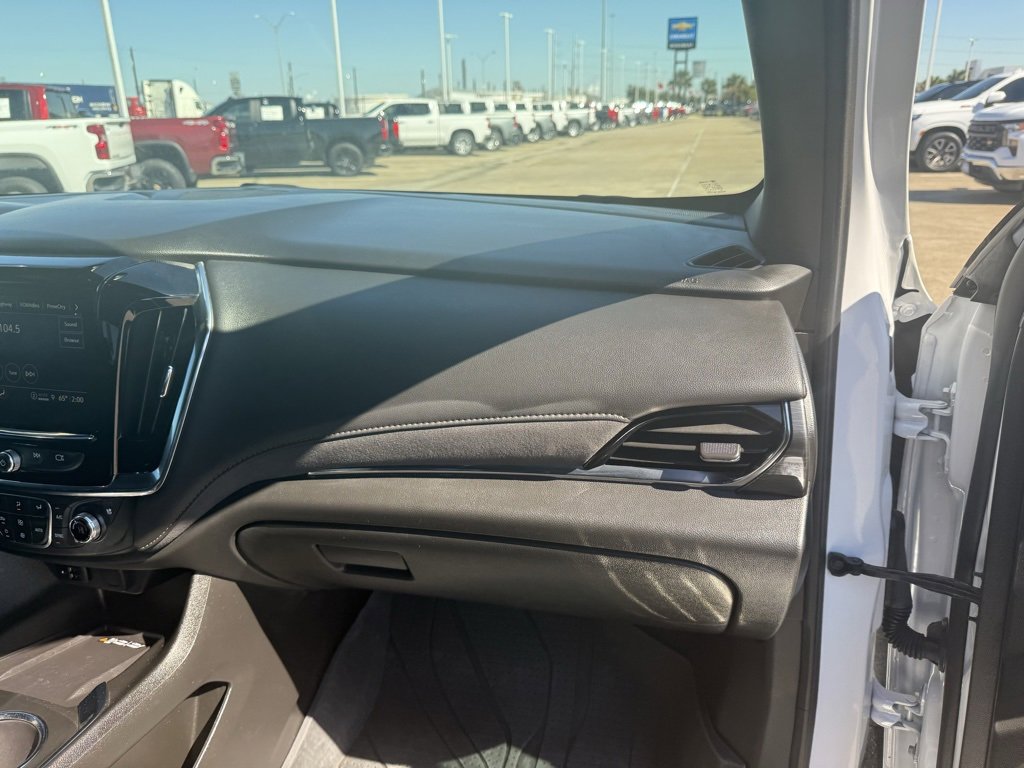 Used 2023 Chevrolet Traverse High Country w/ LPO, Floor Liner Package image 43