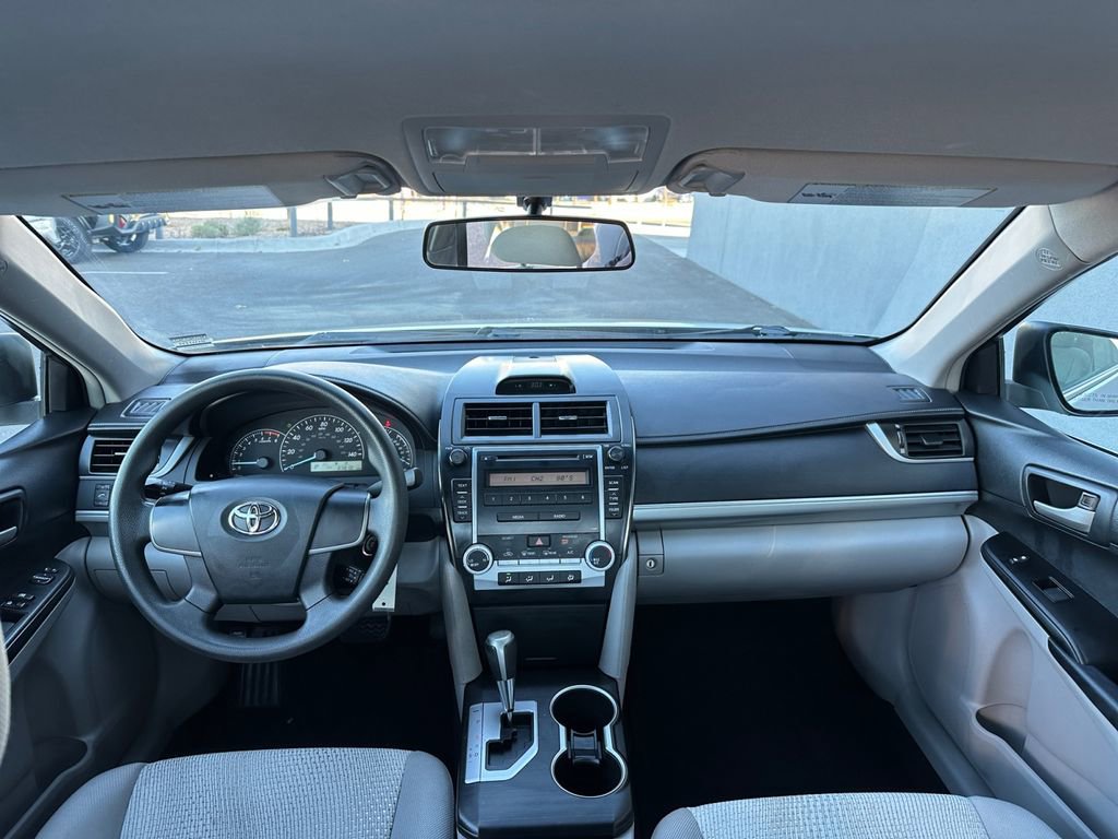 Used 2012 Toyota Camry LE image 19