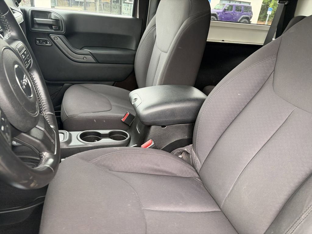 Used 2013 Jeep Wrangler Sport AWD/4WD image 12
