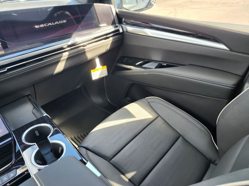 New 2026 Cadillac Escalade ESV Sport w/ Touring Package image 13