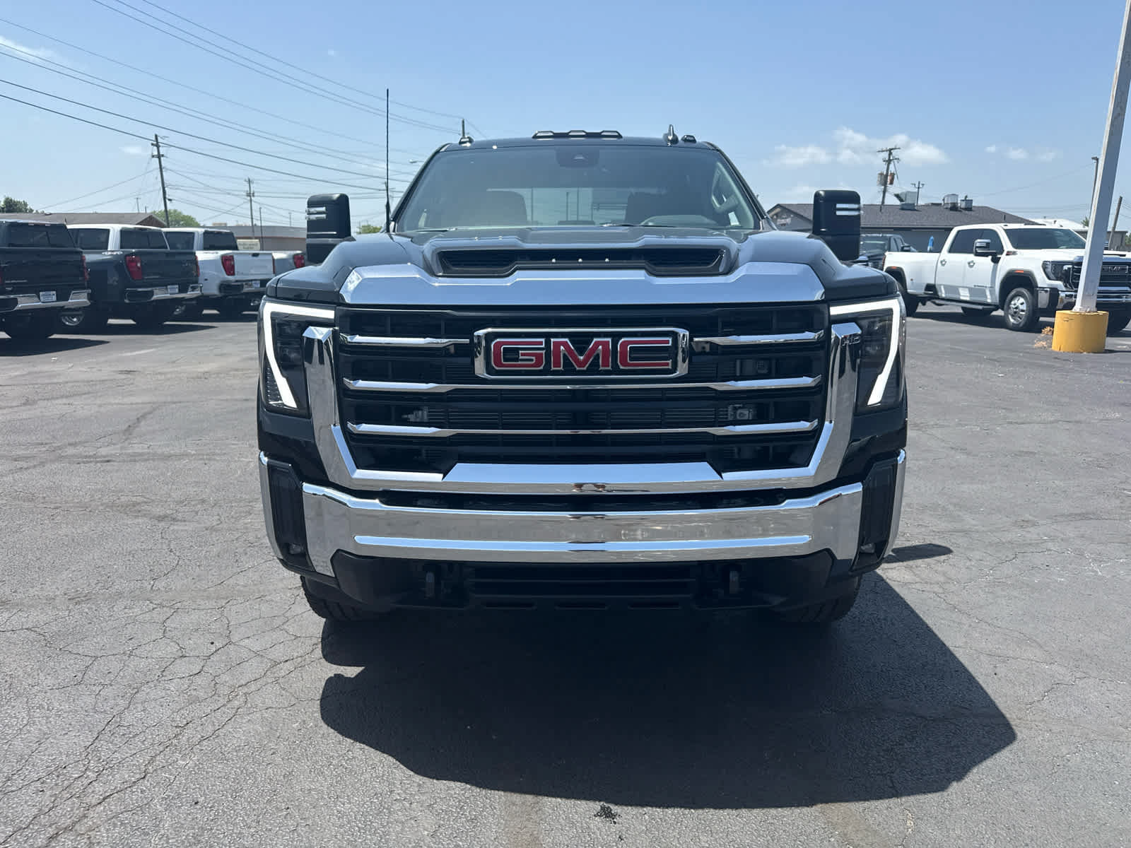 New 2026 GMC Sierra 3500 SLE w/ SLE Value Package AWD/4WD image 8