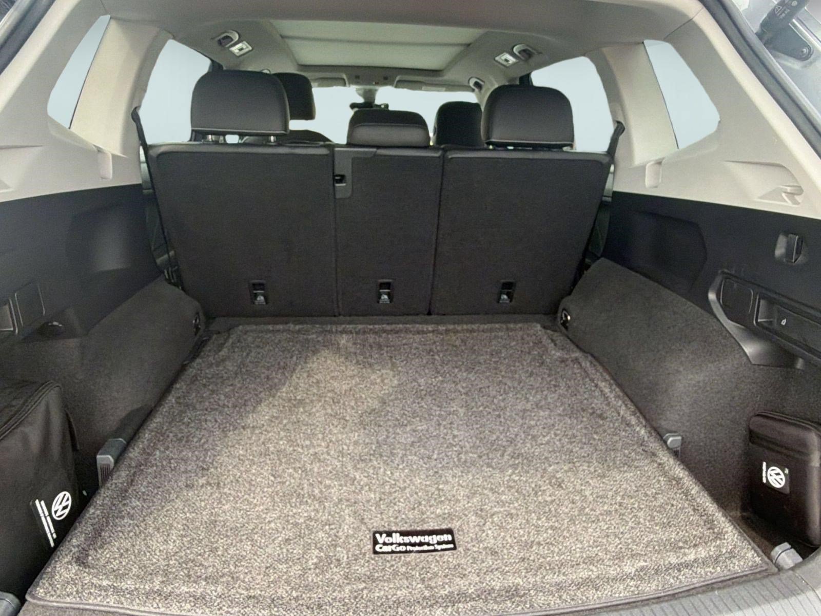 Used 2022 Volkswagen Tiguan SE w/ Panoramic Sunroof Package AWD/4WD image 20