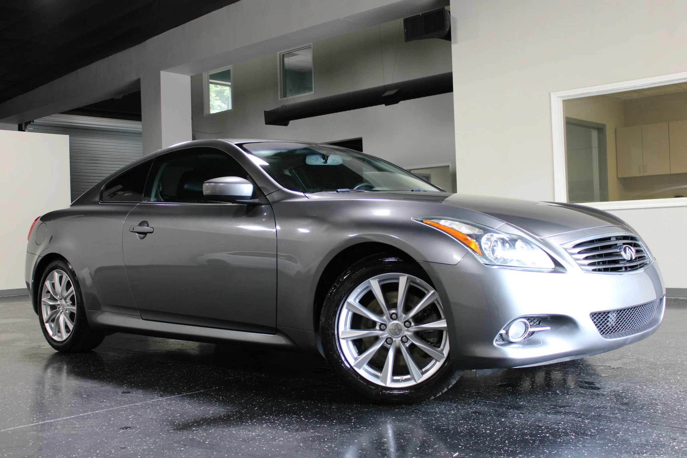 Used 2011 INFINITI G37 Journey w/ Premium Pkg RWD image 37