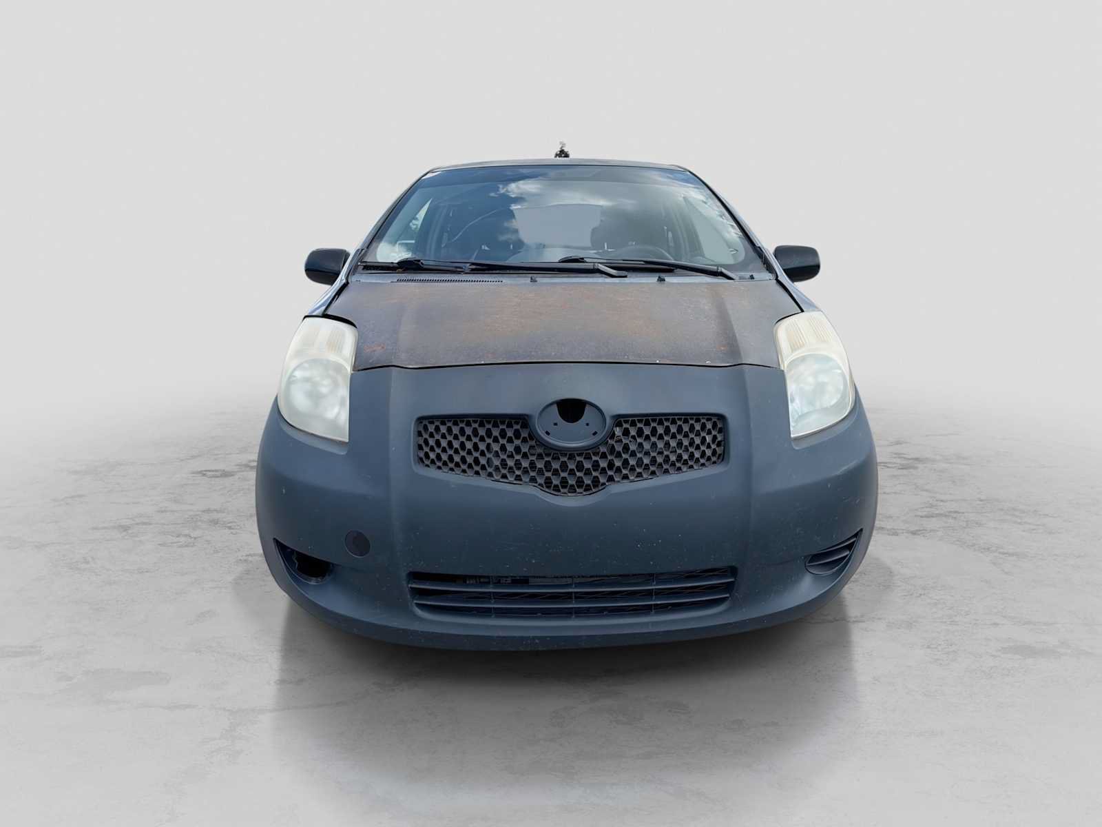 Used 2007 Toyota Yaris 2-Door Hatchback FWD image 5