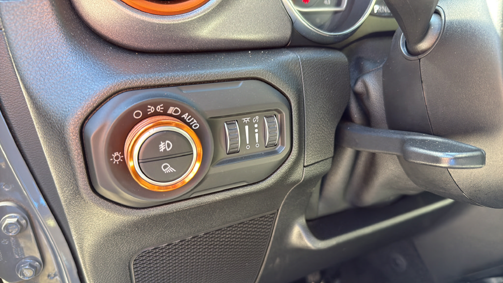 Used 2020 Jeep Gladiator Mojave AWD/4WD image 21