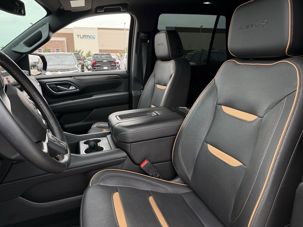 Certified 2023 GMC Yukon AT4 w/ AT4 Premium Package AWD/4WD image 21