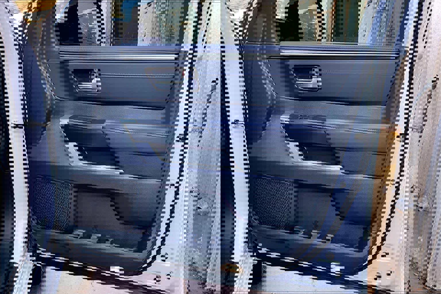 Used 2025 Toyota Tundra Platinum image 23