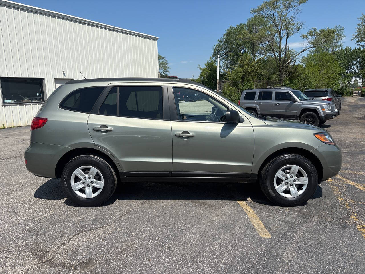 Used 2009 Hyundai Santa Fe GLS FWD image 6
