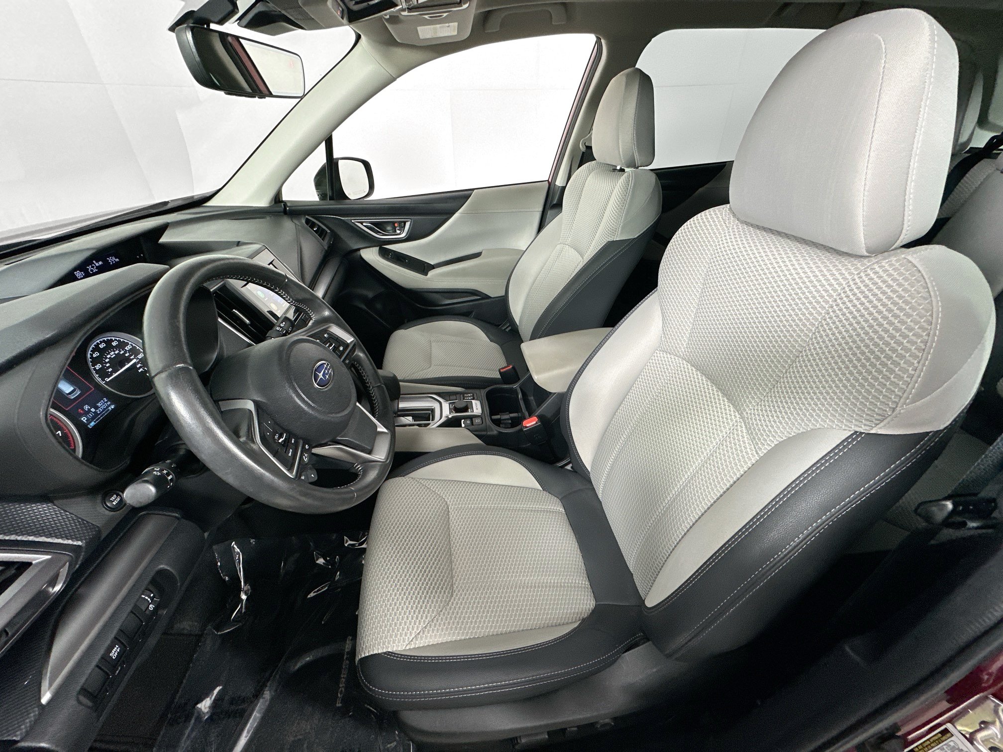 Used 2023 Subaru Forester Premium AWD/4WD image 20