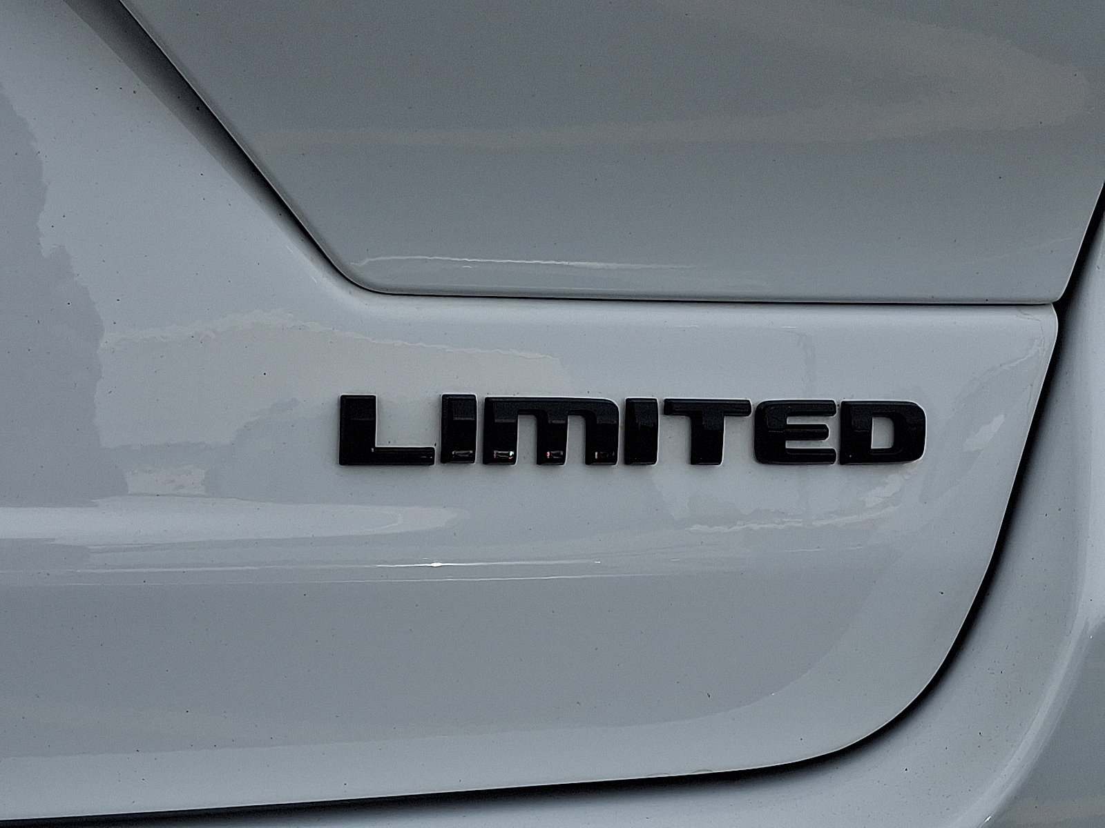 Used 2023 Jeep Grand Cherokee Limited w/ Luxury Tech Group II image 30