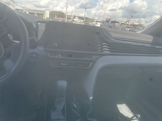 Used 2026 Toyota Camry LE w/ Convenience Package image 10