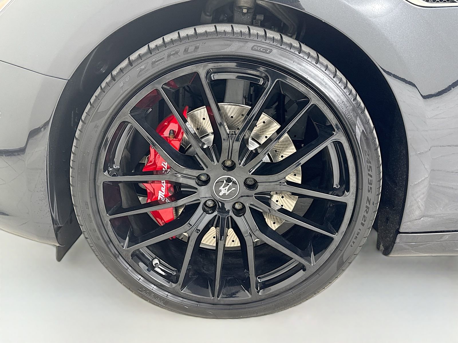 Used 2022 Maserati Ghibli Modena RWD image 9