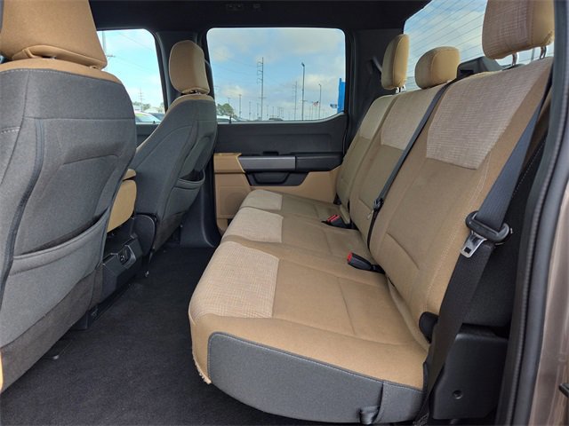 Used 2023 Ford F150 XLT image 11