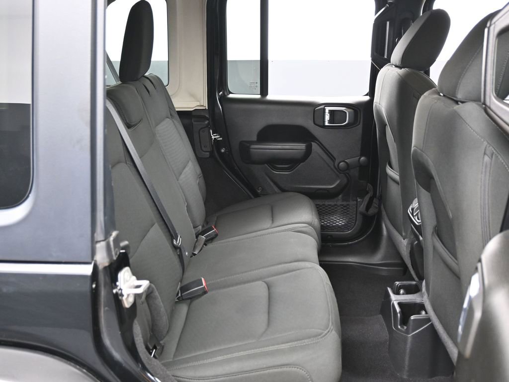 Used 2021 Jeep Wrangler Unlimited Sport image 30