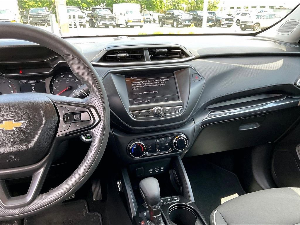 Used 2023 Chevrolet TrailBlazer LT AWD/4WD image 18
