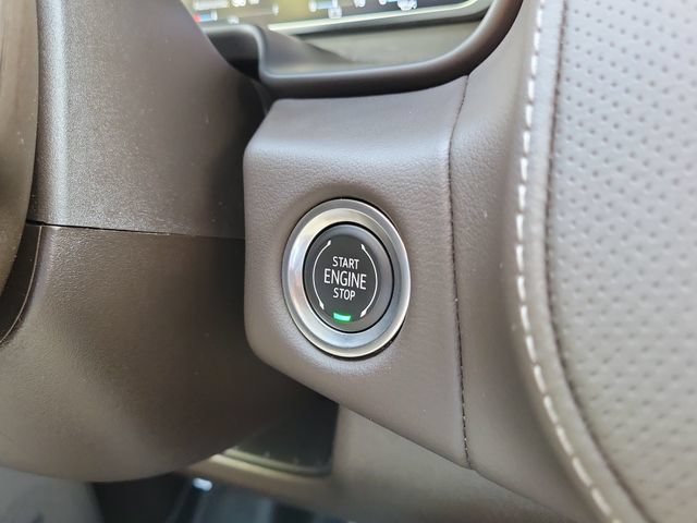 Used 2022 GMC Yukon SLT w/ SLT Luxury Package RWD image 26